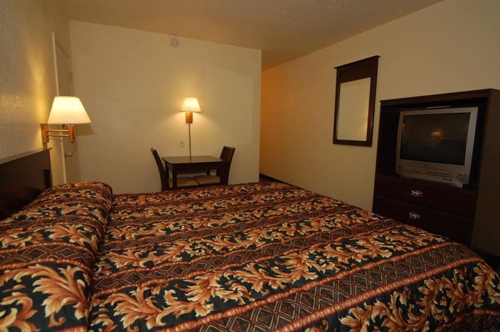 Rodeway Inn Conference Center Beaumont Exteriér fotografie